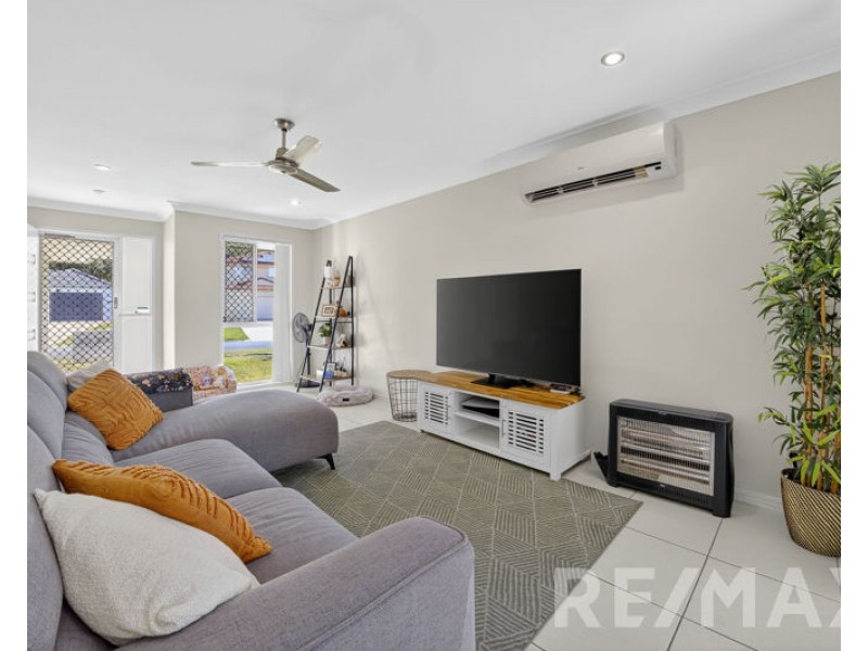 16 Rebecca Crescent, Joyner QLD 4500