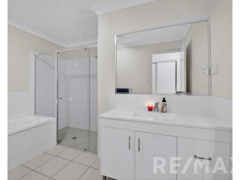 16 Rebecca Crescent, Joyner QLD 4500