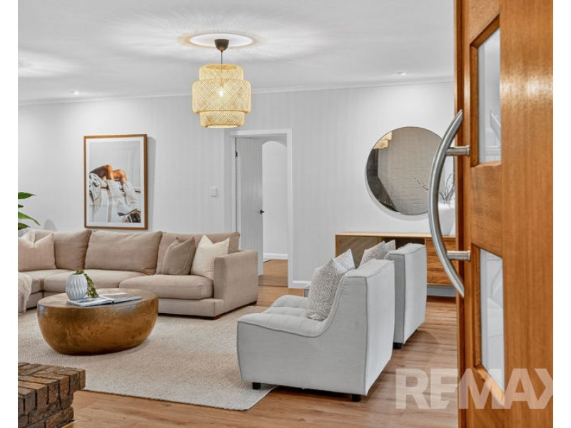 4 McCartney Court, Cashmere QLD 4500