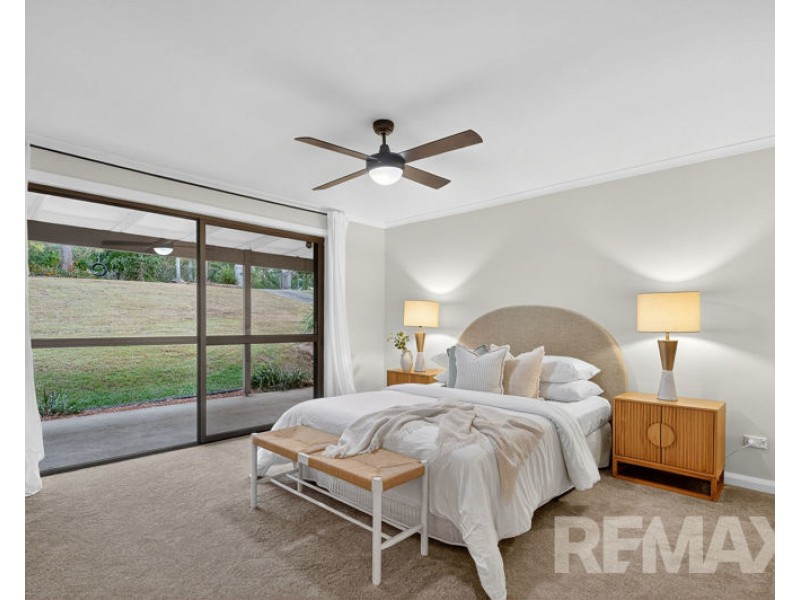 4 McCartney Court, Cashmere QLD 4500