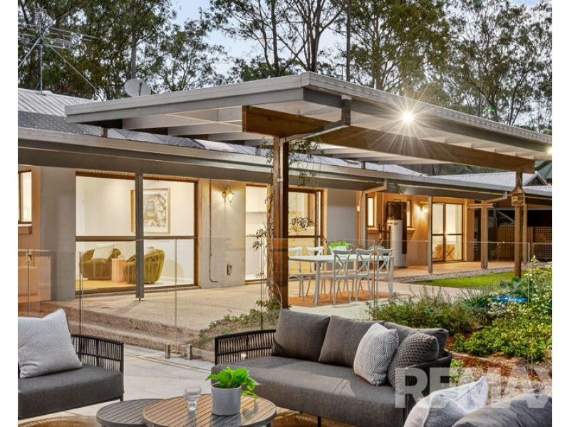 4 McCartney Court, Cashmere QLD 4500