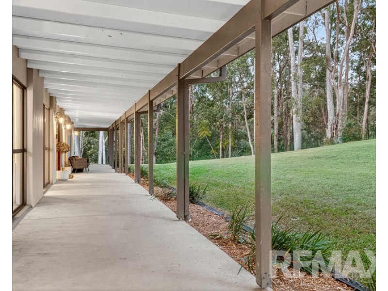 4 McCartney Court, Cashmere QLD 4500