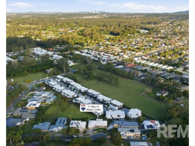 11 Max Court, Albany Creek QLD 4035