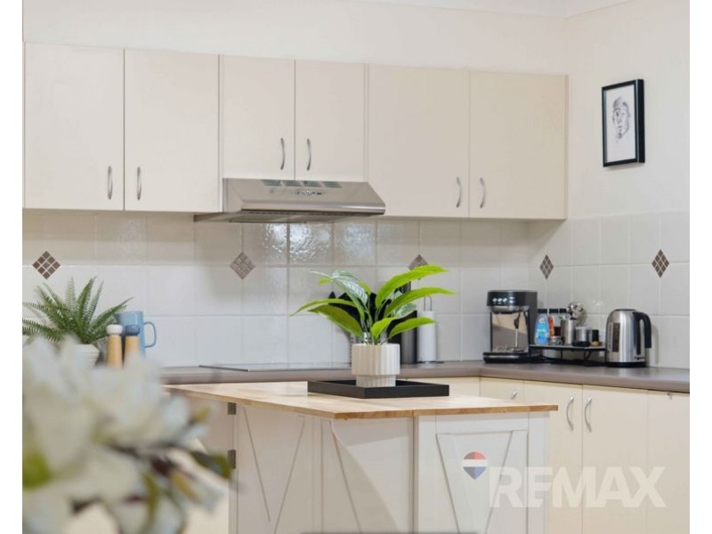 11 Max Court, Albany Creek QLD 4035