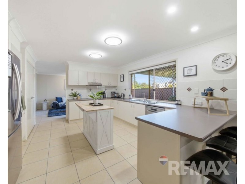 11 Max Court, Albany Creek QLD 4035