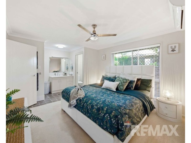 11 Max Court, Albany Creek QLD 4035