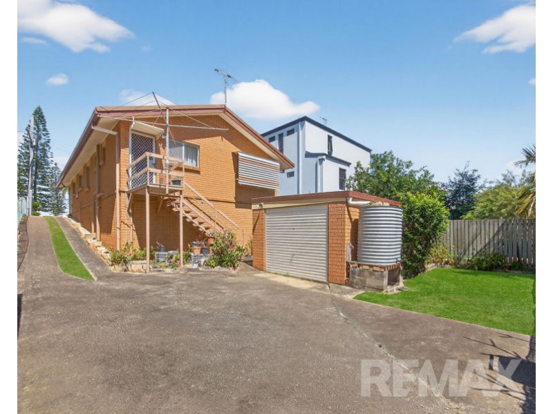 11 Marine Parade, Redcliffe QLD 4020