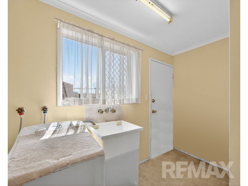 11 Marine Parade, Redcliffe QLD 4020