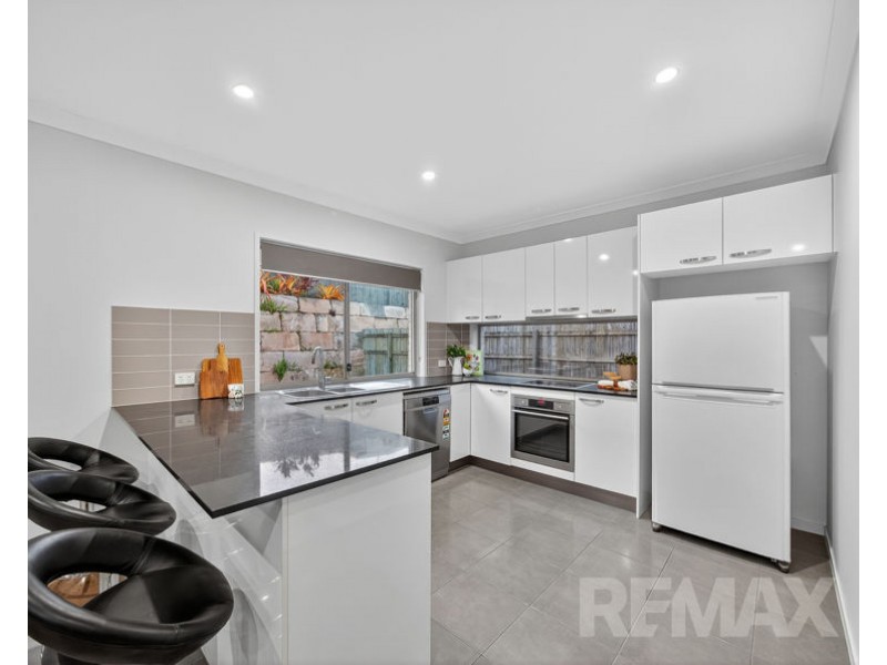 1 Belmore Court, Warner QLD 4500