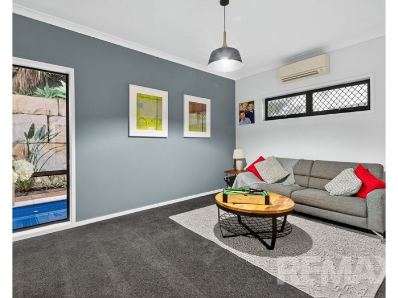48 Caspian Parade, Warner QLD 4500