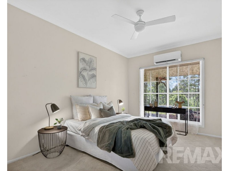 1 Listonia Drive, Albany Creek QLD 4035