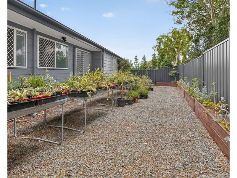 1 Marina Court, Eatons Hill QLD 4037