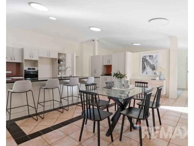 32 Stallone Circuit, Mcdowall QLD 4053
