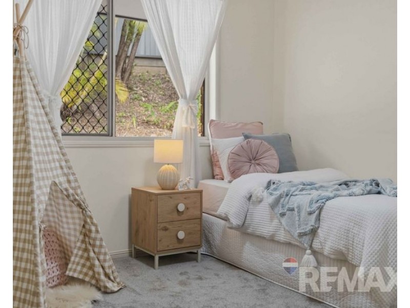 32 Stallone Circuit, Mcdowall QLD 4053
