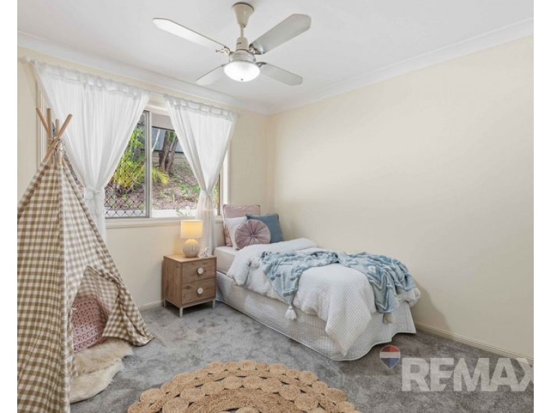 32 Stallone Circuit, Mcdowall QLD 4053