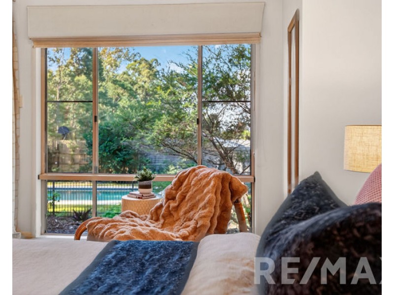 11 Fletchers Road, Eatons Hill QLD 4037