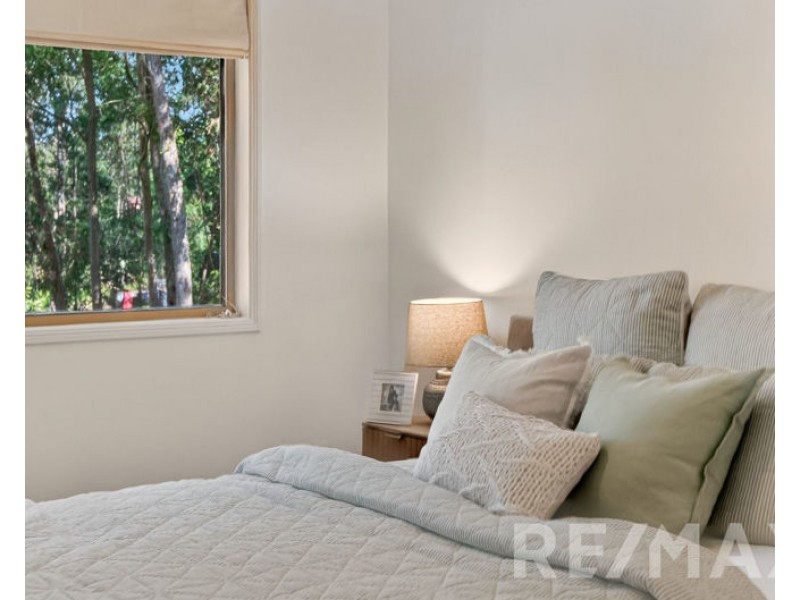 11 Fletchers Road, Eatons Hill QLD 4037