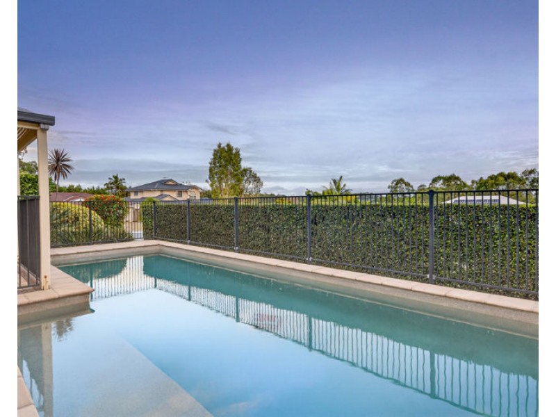 135 Albany Forest Drive, Albany Creek QLD 4035