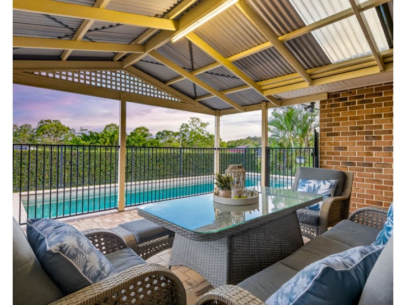 135 Albany Forest Drive, Albany Creek QLD 4035