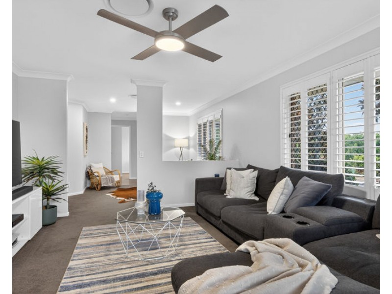 135 Albany Forest Drive, Albany Creek QLD 4035