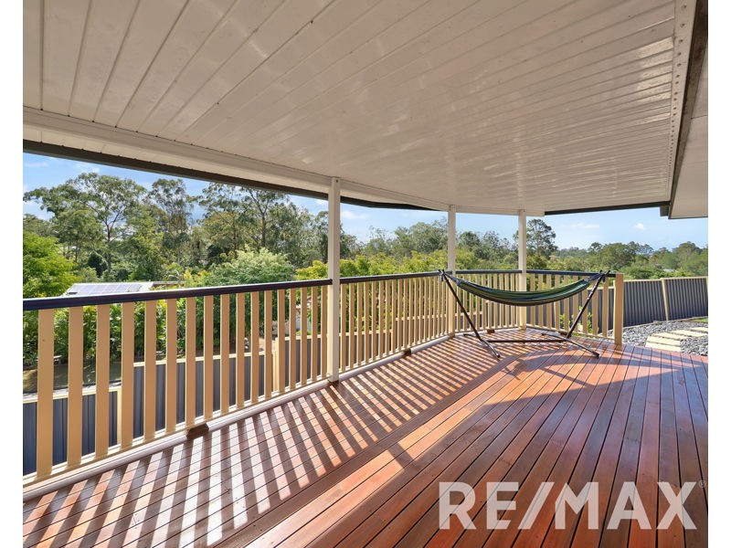 7 Cedar Close, Albany Creek QLD 4035