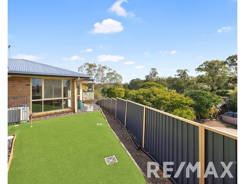 7 Cedar Close, Albany Creek QLD 4035