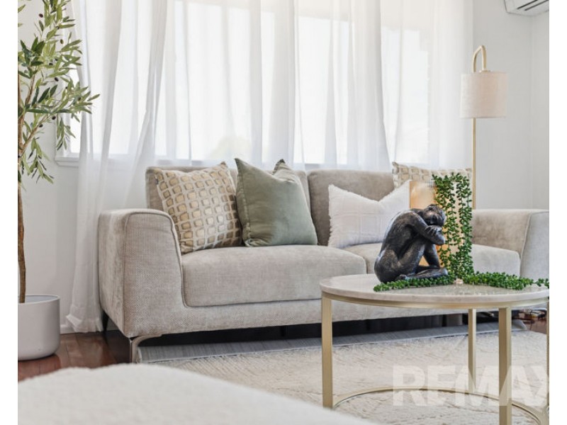 4 Eurobin Crescent, Ferny Hills QLD 4055