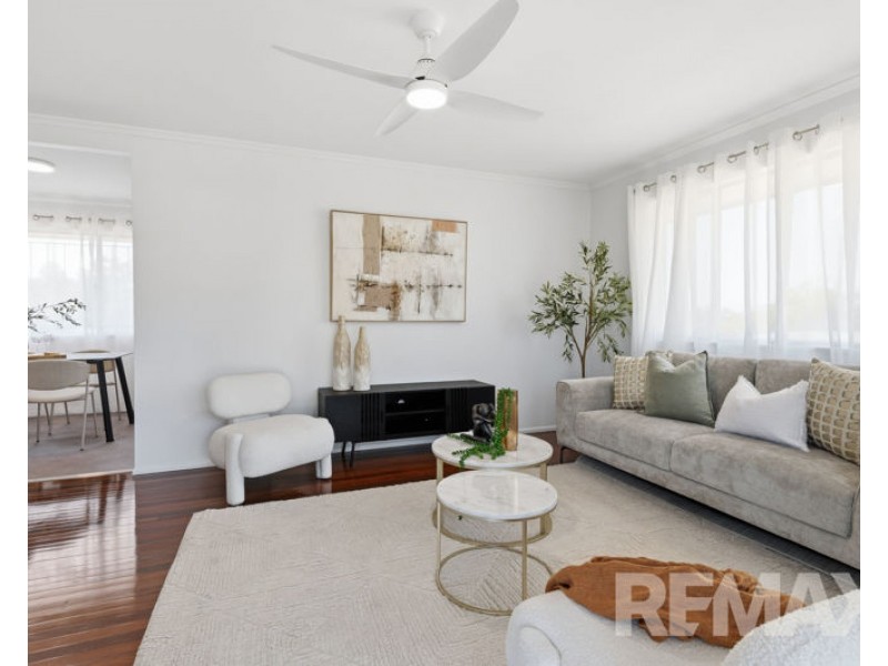 4 Eurobin Crescent, Ferny Hills QLD 4055