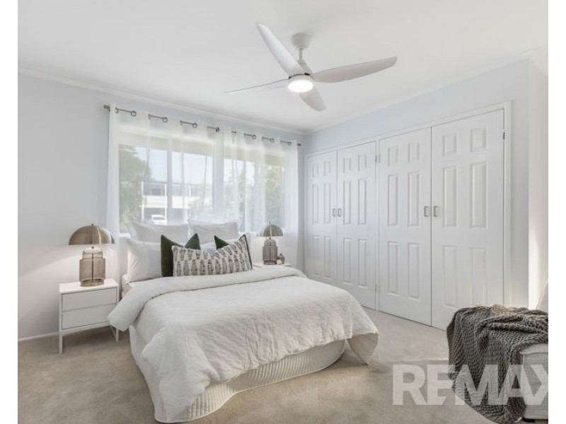 4 Eurobin Crescent, Ferny Hills QLD 4055