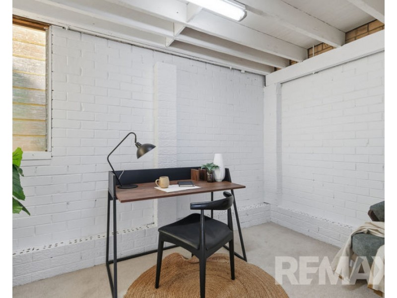 4 Eurobin Crescent, Ferny Hills QLD 4055