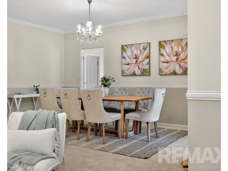 1 Listonia Drive, Albany Creek QLD 4035