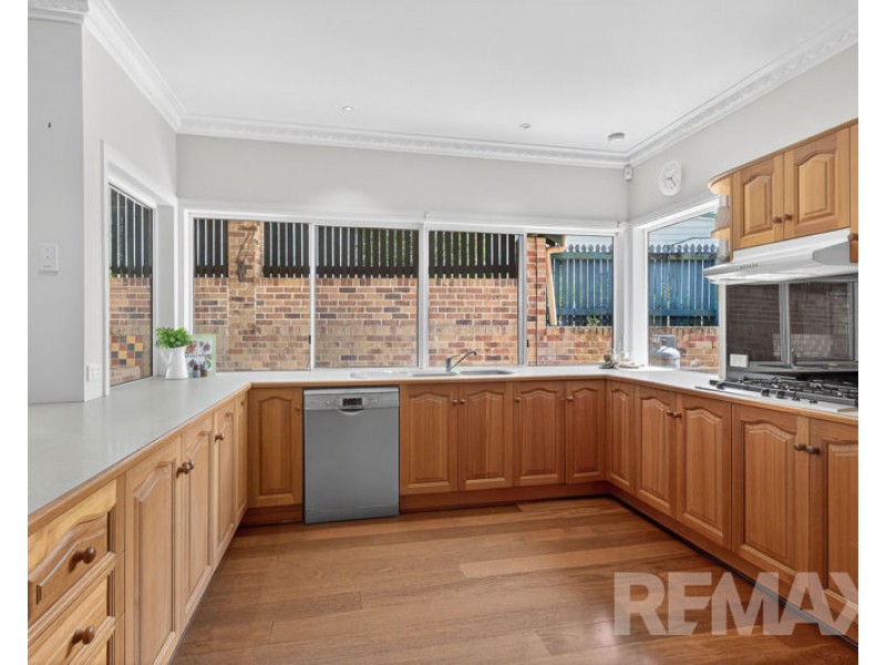 1 Listonia Drive, Albany Creek QLD 4035