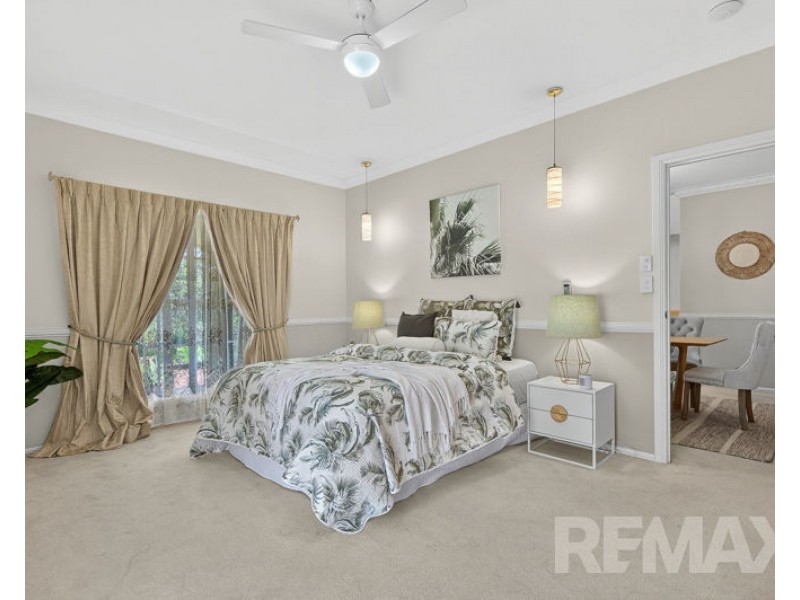 1 Listonia Drive, Albany Creek QLD 4035