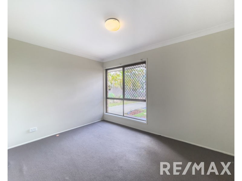 9 Hillsdale Street, Strathpine QLD 4500