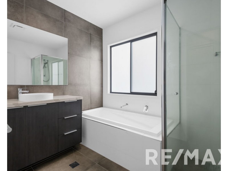 4/41 Creekside Terrace, Albany Creek QLD 4035