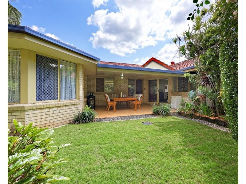 142 Saraband Drive, Eatons Hill QLD 4037
