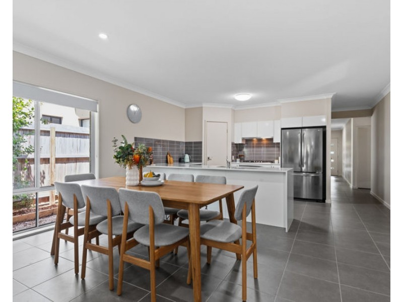 39 Catchment Court, Narangba QLD 4504