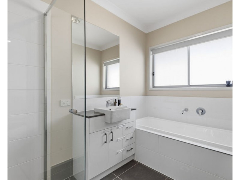 39 Catchment Court, Narangba QLD 4504