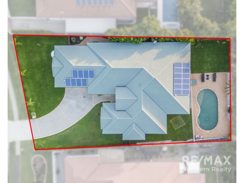 156 Bangalow st, Bridgeman Downs QLD 4035