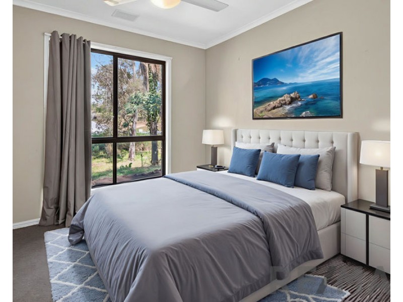 210 Eatons Crossing Road, Warner QLD 4500