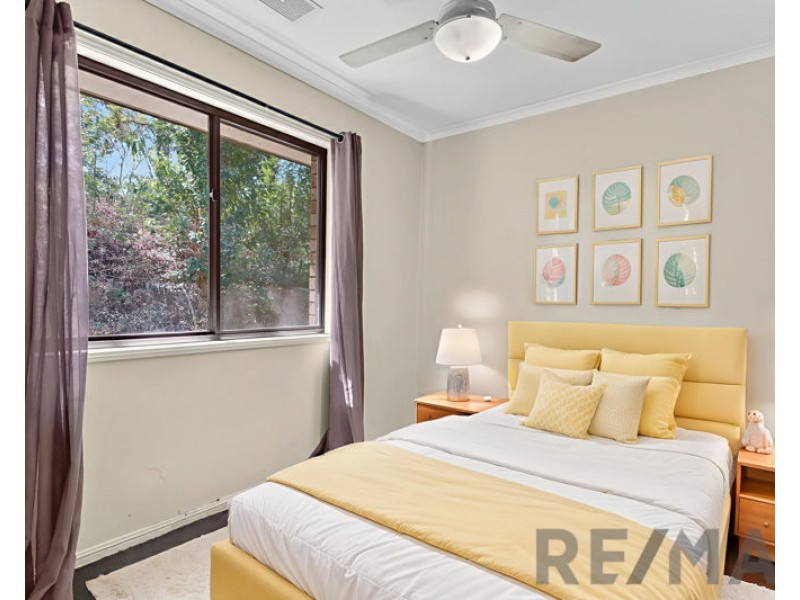 210 Eatons Crossing Road, Warner QLD 4500