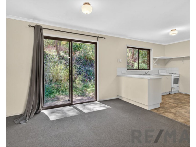 210 Eatons Crossing Road, Warner QLD 4500