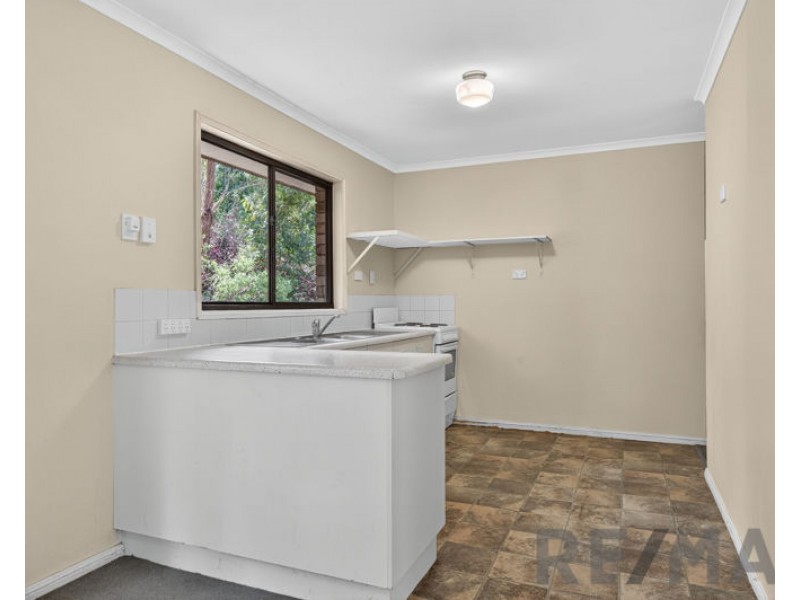 210 Eatons Crossing Road, Warner QLD 4500