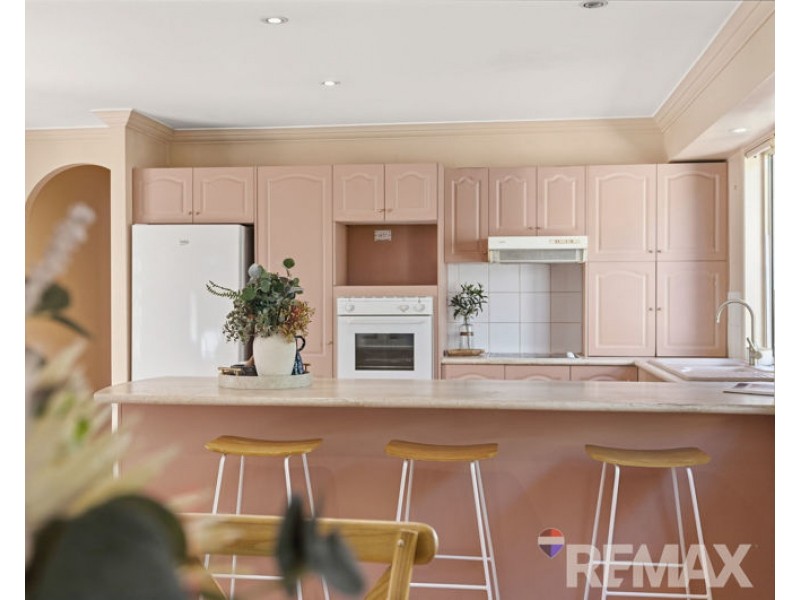 55 St James Street, Forest Lake QLD 4078