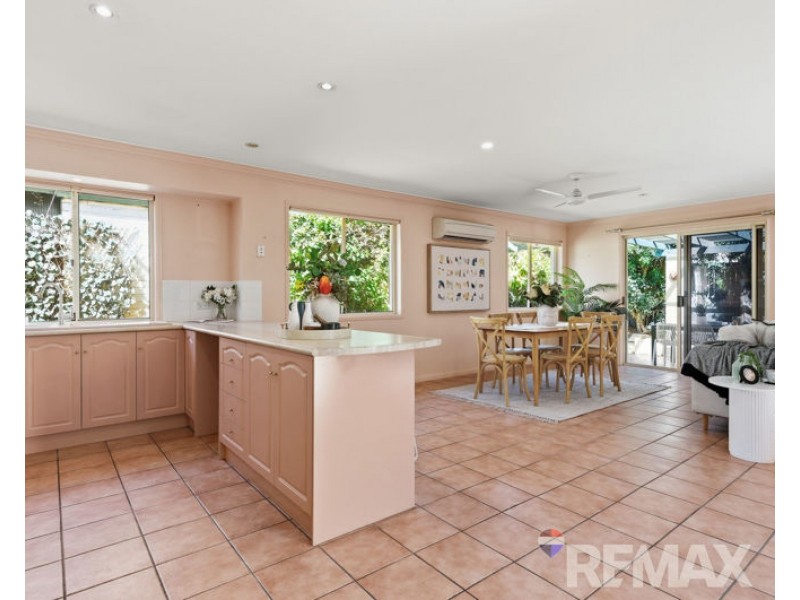 55 St James Street, Forest Lake QLD 4078