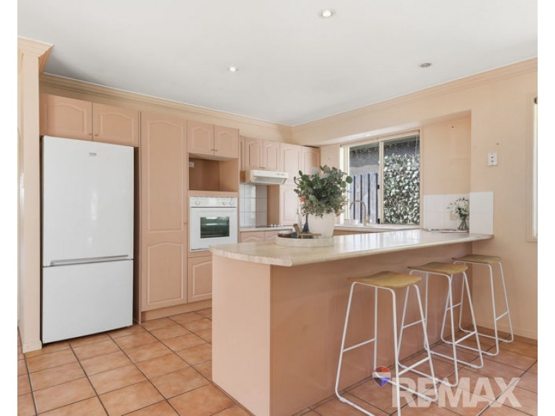 55 St James Street, Forest Lake QLD 4078
