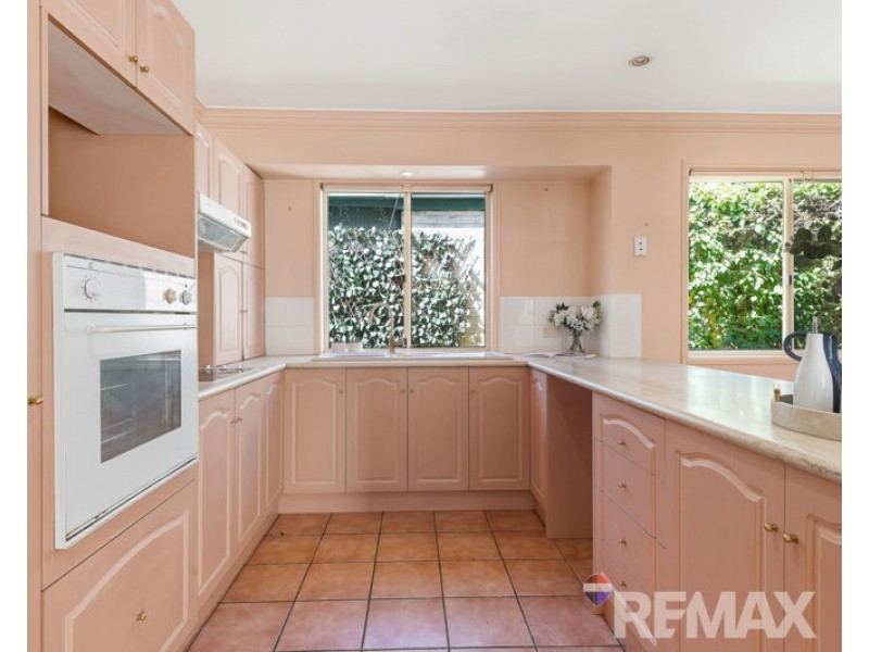 55 St James Street, Forest Lake QLD 4078