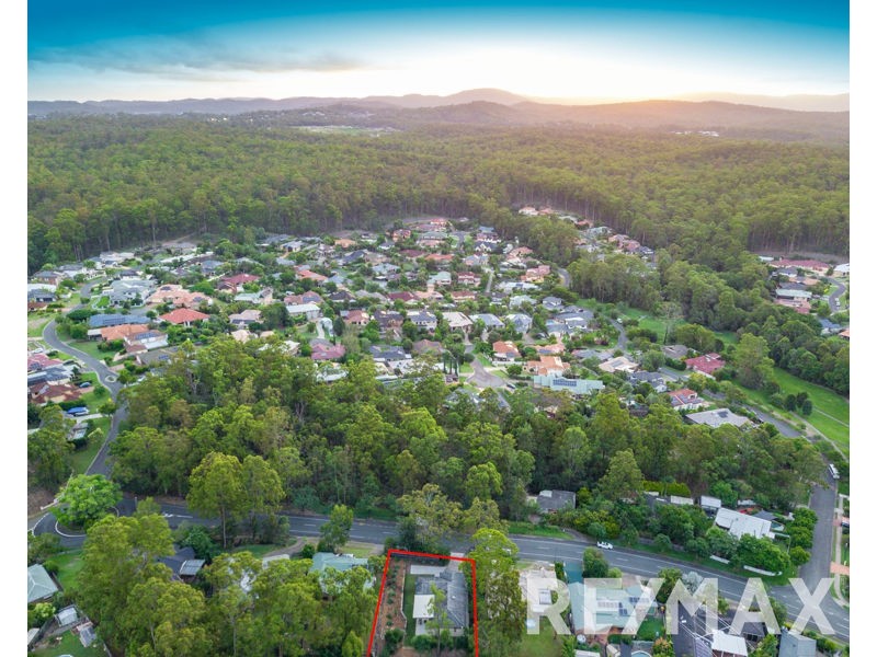 92 Thiess Drive, Albany Creek QLD 4035