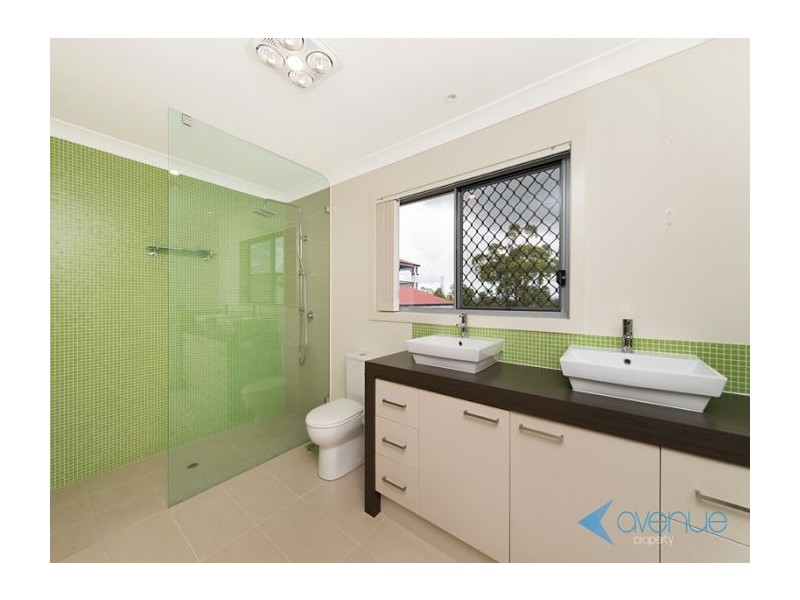 10 Bower Street, Dutton Park QLD 4102