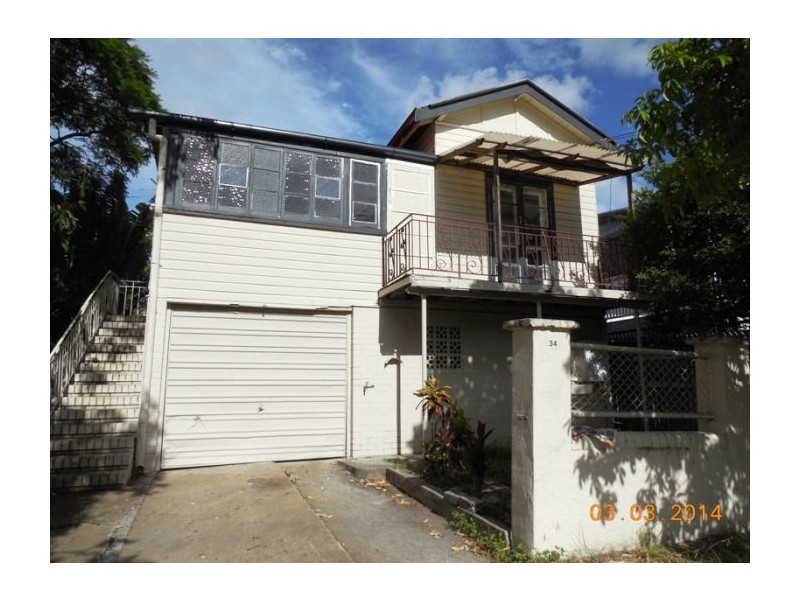 34 Peach St, Greenslopes QLD 4120